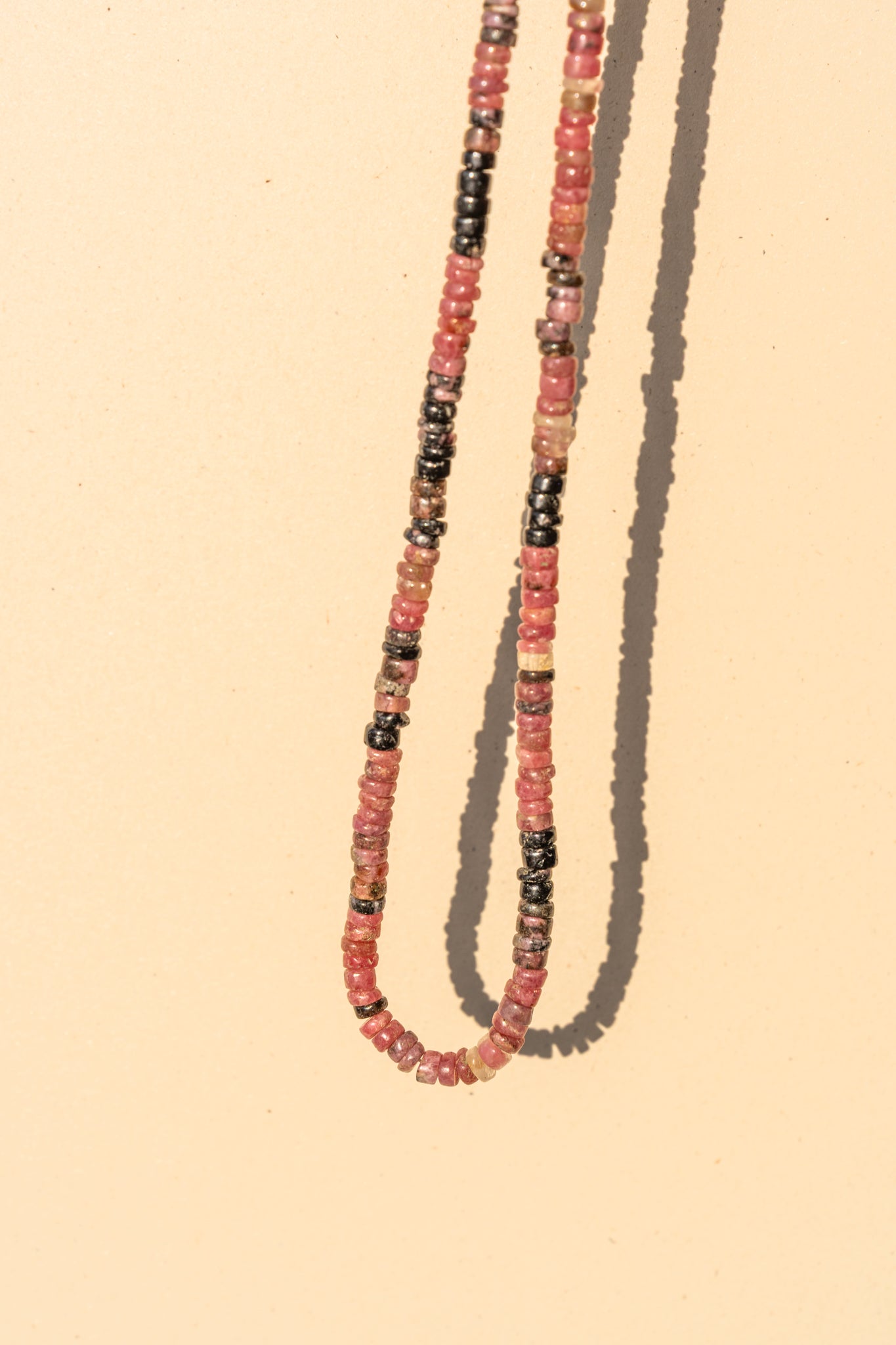 Rodonite Puka
