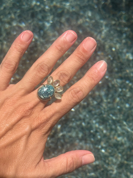 Prehnite and Blue Apatite