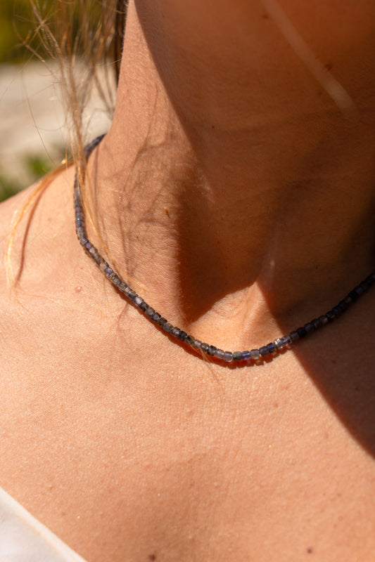 Square 4 mm Tanzanite