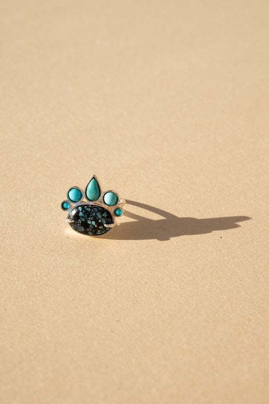 Dark Turquoise with very blue Crown