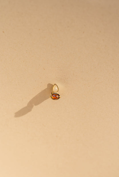 Yellow garnet and white Opal